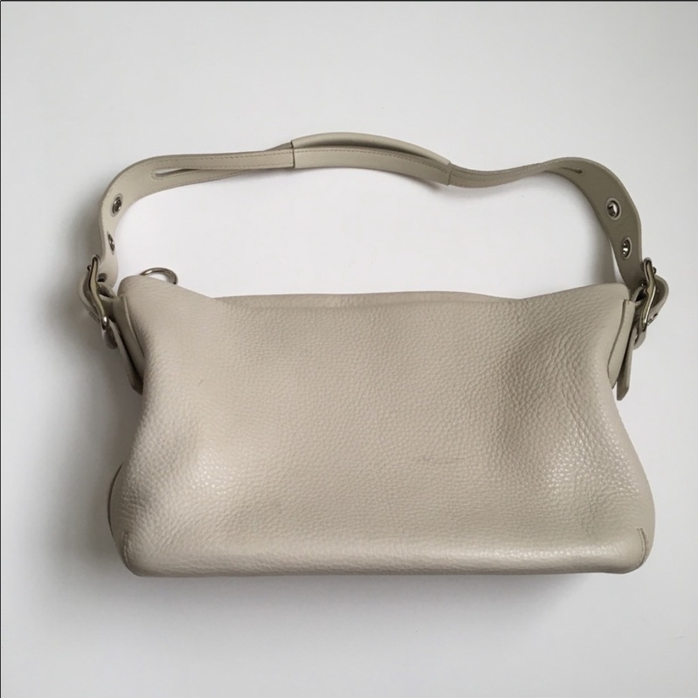 Coach Cream Pebbled Leather Bag (F02188)